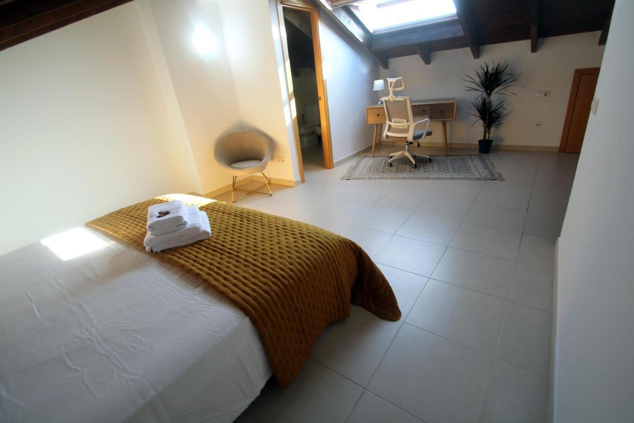 ApartaRoss Valência Exterior foto